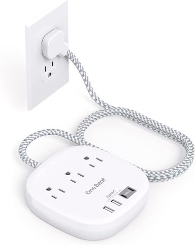 Flat Plug Power Strip, 5ft Ultra Flat Extension Cord - 3 Outlets 4 USB Ports (2 USB C) 22.5W/4.5A Desktop